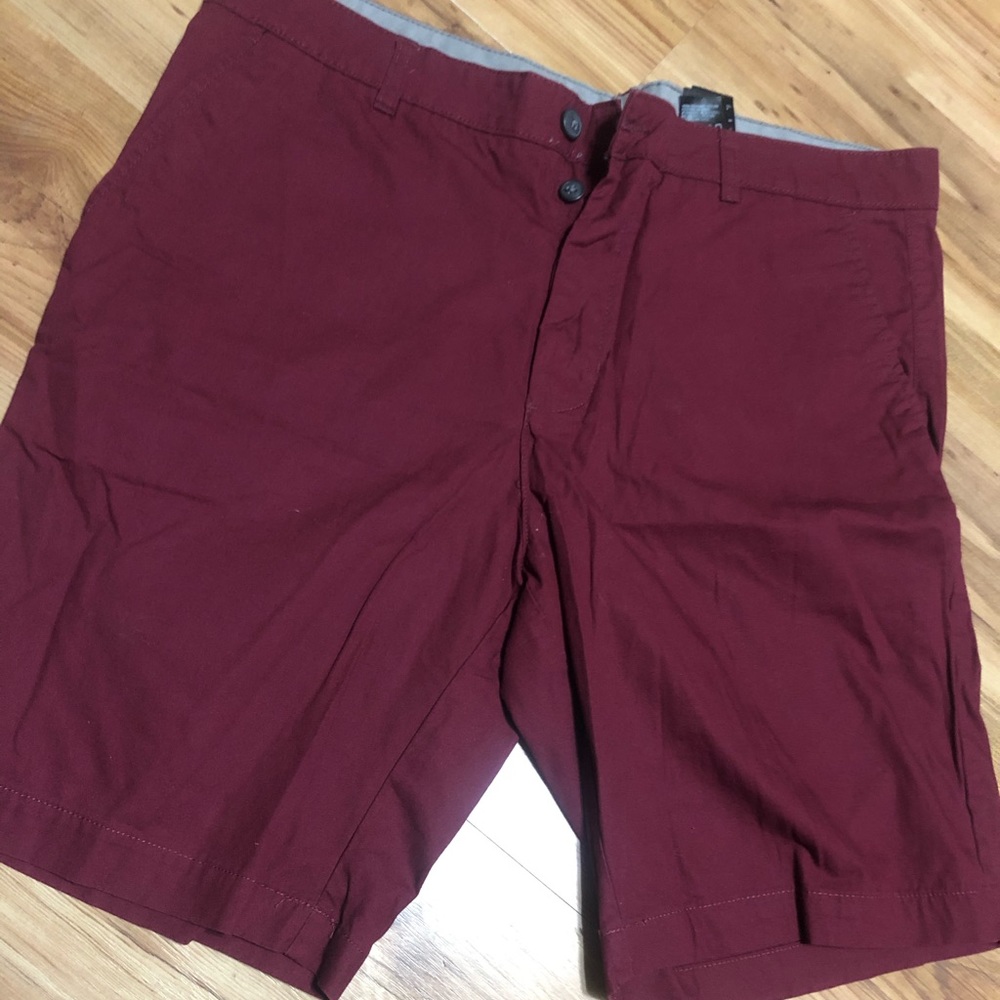 Perfect lightweight Maroon shirt